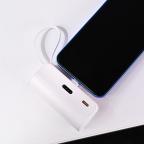 Power bank prenosiva baterija privezak 5000mAh 15W Type C bela slika 4